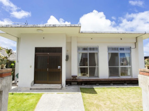 Kafuya Miyagi igusa villa