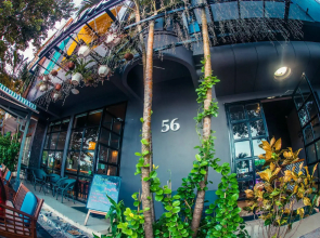 Geminai Hotel & Cafe