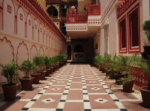 Hotel Sajjan Niwas
