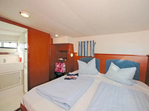 Kuhnle-Tours Hafendorf Müritz Apartments
