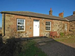 Kittiwake Cottage, Budle Bay