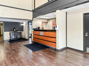 Red Lion Hotel Portland Airport