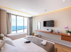 Jako Premium Hotel