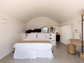 Olvos Luxury Suites