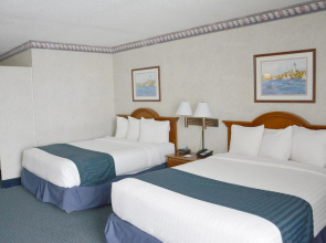 Travelodge by Wyndham Milwaukee