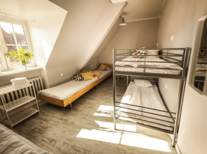 Bi-Pi Hostel