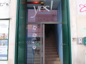 Yes! Porto Hostel