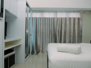Comfy and Homey Studio at Springlake Summarecon Bekasi Apartment