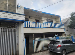 OYO Life 93979 Gubeng Homestay Syariah