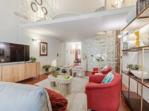 Cecilia House in Lucca