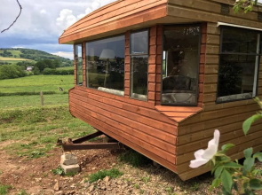 Willow, up-cycled caravan. Farm stay