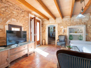 BANC DOLI - Spectacular Majorcan country house with private pool and located in a quiet area. Free WiFi