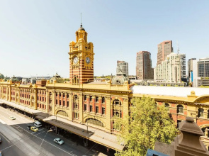 BELLE, 2BDR Melbourne Apartment