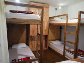 Tani Jiwo Hostel