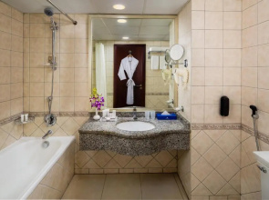 Savoy Crest Hotel Apartments