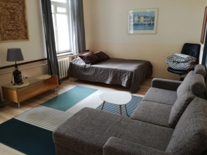 25 Hours Hostel
