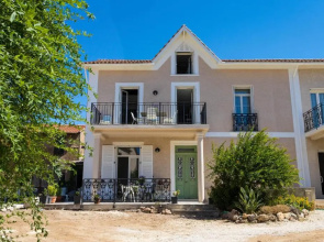 Outstanding AC 2 bedroom with terrace close to beaches - Dodo et Tartine
