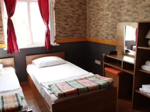 Danube Surf House and Academy