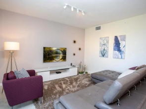 Gorgeous Two Bedroom Apto Close to Disney 306