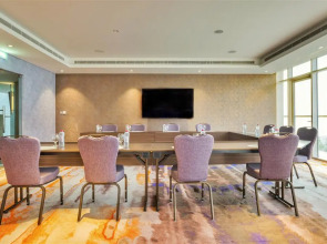 Royal Central Hotel & Resort — the Palm