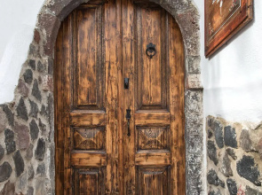 Old Vourvoulos Houses