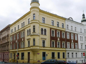 METRO Apartment Prague by Main Train and Bus Station