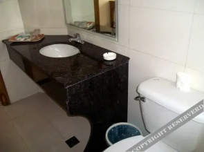 Qinyuan Motel