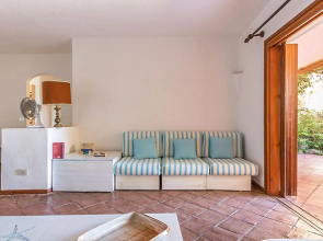 Stunning Home in Golfo di Marinella With 2 Bedrooms