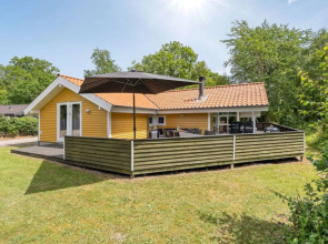 "Landuin" - 230m from the sea in Funen