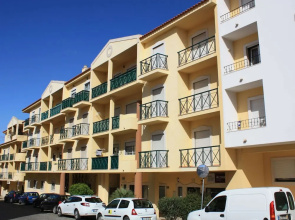 Apartment in Lagos Near the Beach