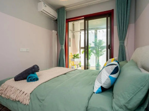 Zhengzhou Gaoxin·Zhengzhou University New Zone· Locals Apartment 00122110