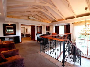 Oxbow Country Estate