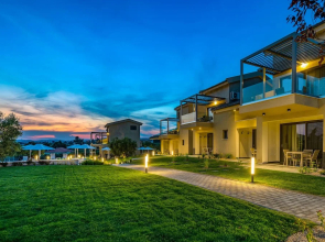 Miroes Suites
