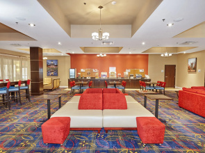 Holiday Inn Express Hotel & Suites Columbia Univ Area-Hwy 63 by IHG
