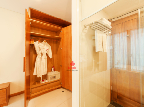 Maple Hotel & Apartment