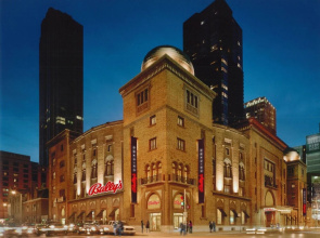 Red Robin Rentals - Wicker Park