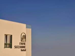 Favie Suzanne