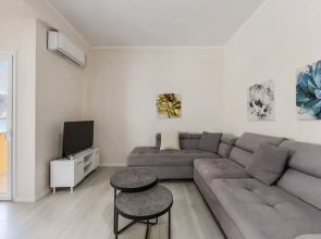 Sun Sea 1BR Apartment