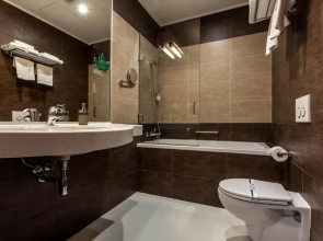 Rius Hotel Lviv
