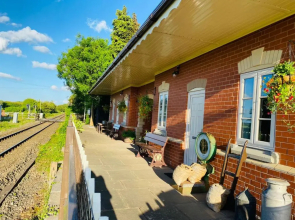 Stoke Edith Station
