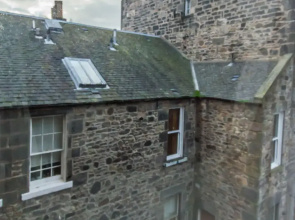 Enticing Apartment in Edinburgh near City Center