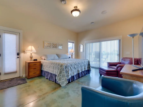West Richland Home w/ Vineyard & Mountain Views!