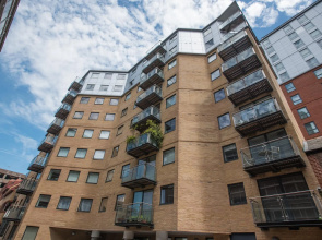 Celador Apartments - Projection West Serviced Apartments