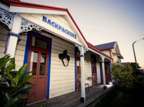 Stables Lodge Backpackers