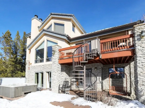 Charter Ridge 10 4 Bedroom Townhouse by RedAwning