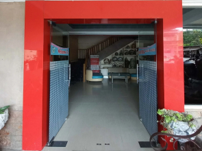 RedDoorz near Poso City Mall