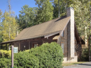Mountain Charm by Eagles Ridge Resort