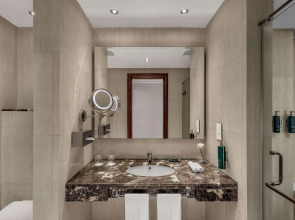 Hilton Alexandria Green Plaza