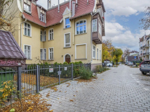 Parkowa Apartment Sopot by Renters