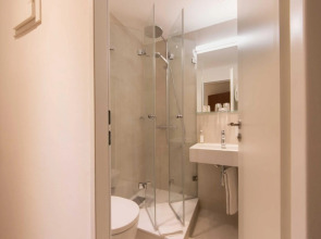 Downtown Vi Vadi Hotel